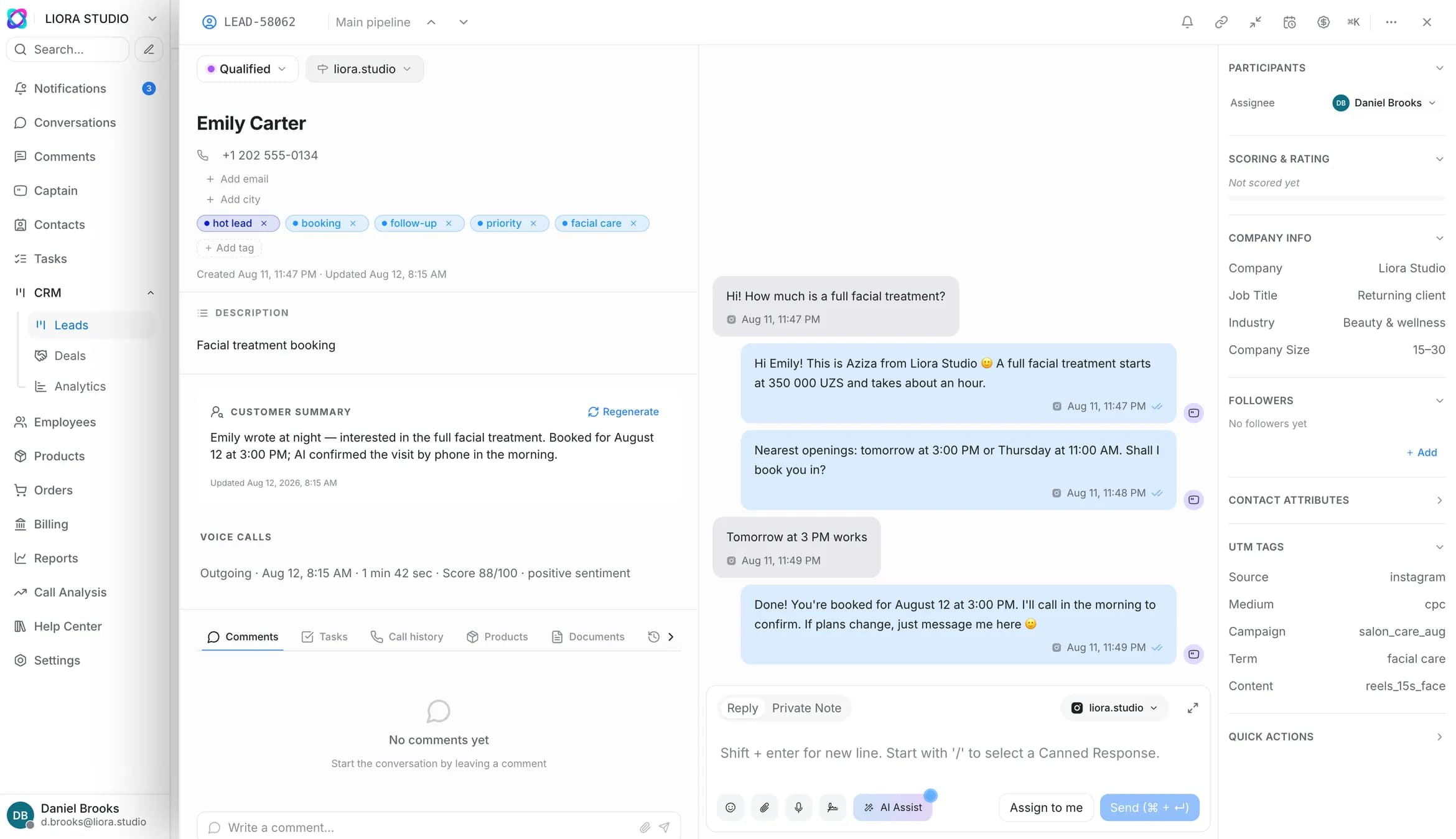 Lead card: the AI filled in the name, phone number and source straight from the chat